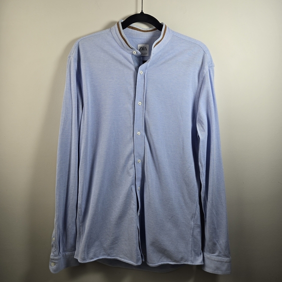 Zara Light Blue Casual Button Down Shirt - Picture 1 of 4